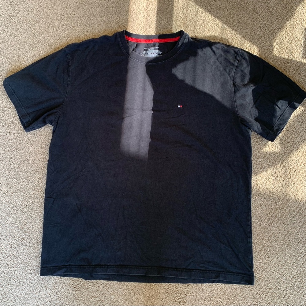 Tommy Hilfiger Men's Black Tee